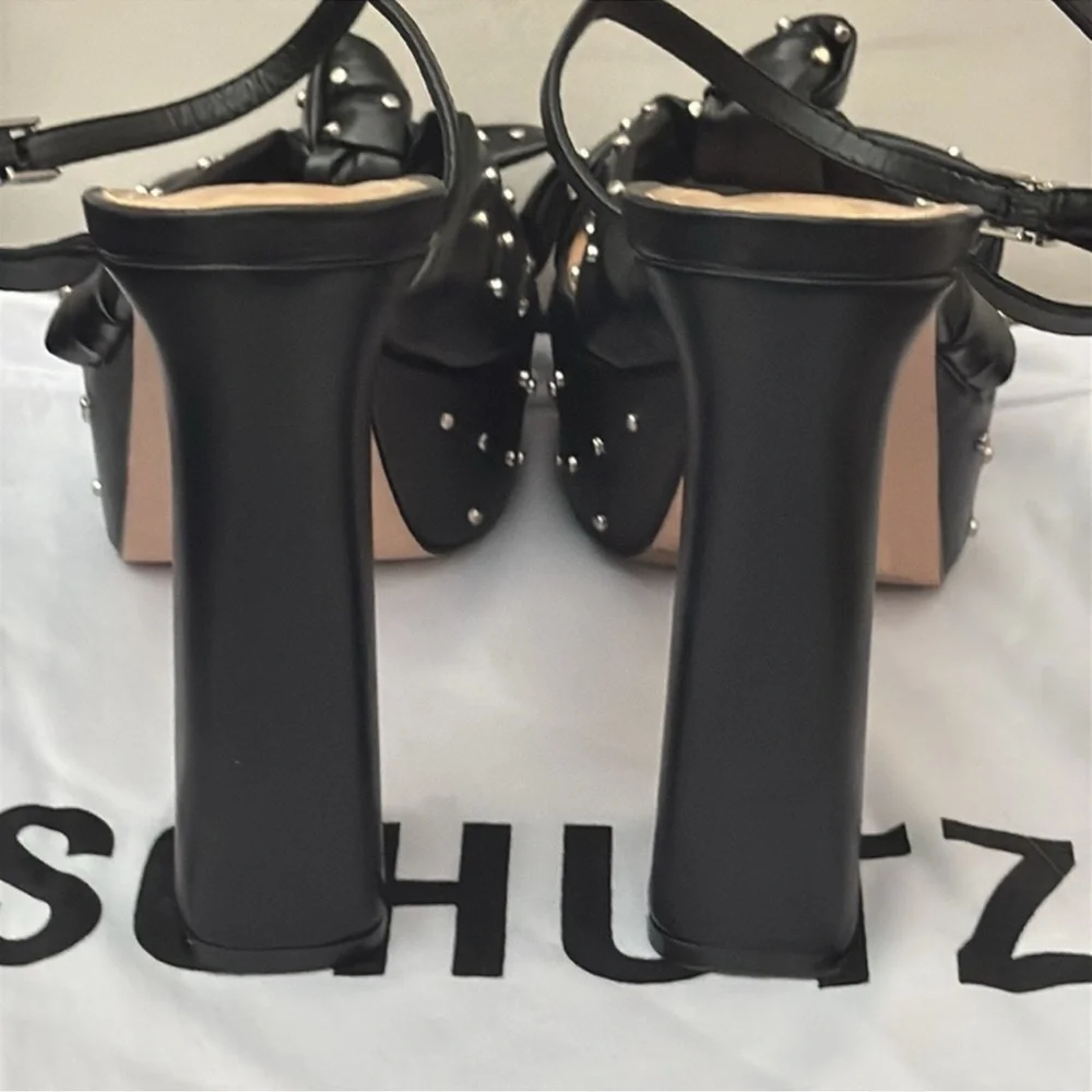 Stunning Authentic Schutz designer studded soft black leather platform heels 9.5